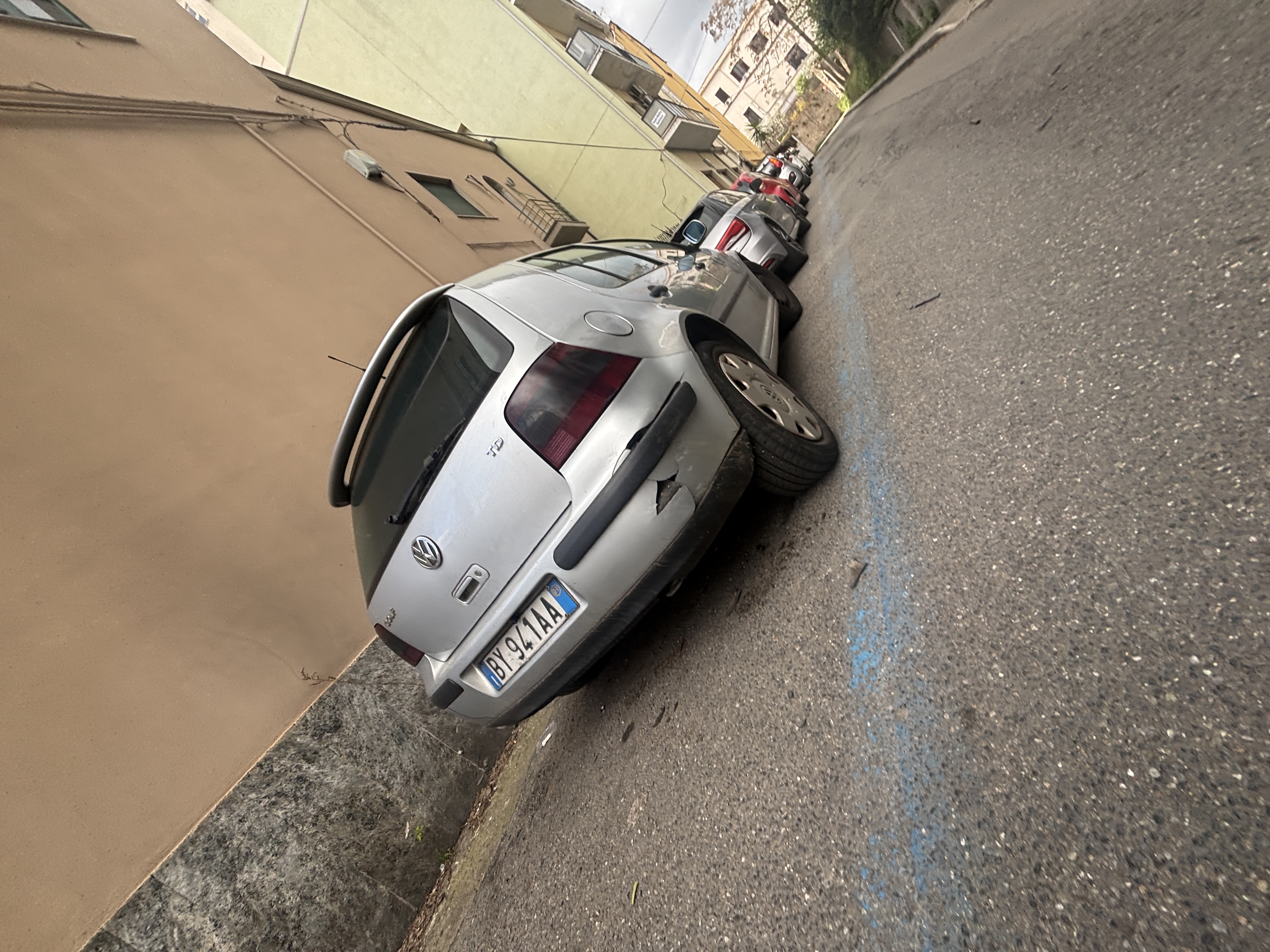 Pojazd o numerach BW162JL uczestniczył w wypadku